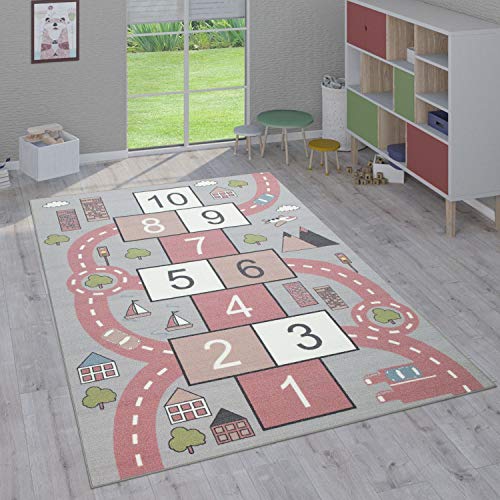 Grand tapis rose avec marelle géante pour chambre de fille girly