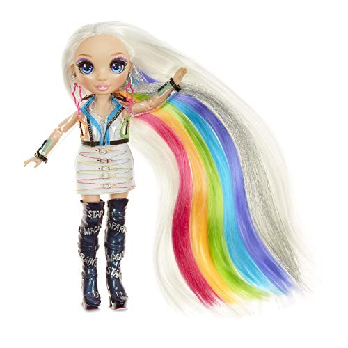 Poupée Rainbow High avec ses cheveux extra longs et couleurs arc-en-ciel lavables